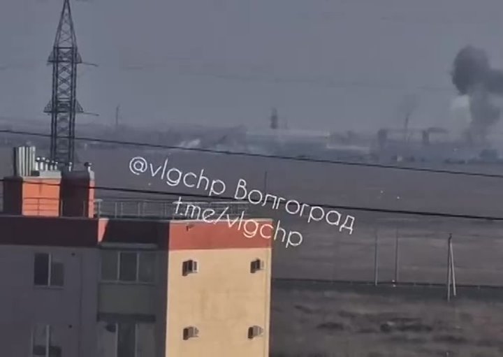 Волжане? Без паники! Громкие хлопки это 👇 в Волжском, 09.02.2025 в 15:45