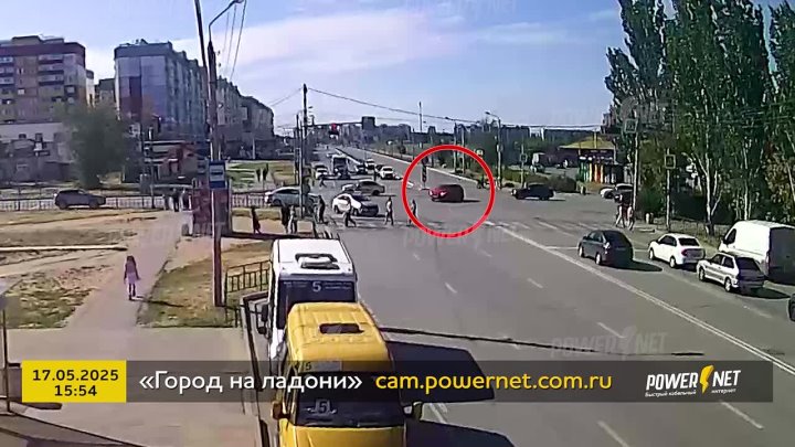 ДТП (авария г. Волжский) ул. Карбышева - ул. Оломоуцкая 17-05-2025 15-54 в Волжском, 17.05.2025 в 20:30