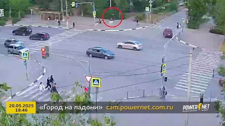 ДТП с самокатчиком г. Волжский, пр. Ленина - ул. Космонавтов 20-05-2025 18-46 в Волжском, 21.05.2025 в 15:00