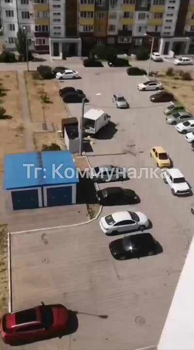 Оборзевшие сгружают строительный мусор в 28 мкр в Волжском, 04.06.2025 в 07:30
