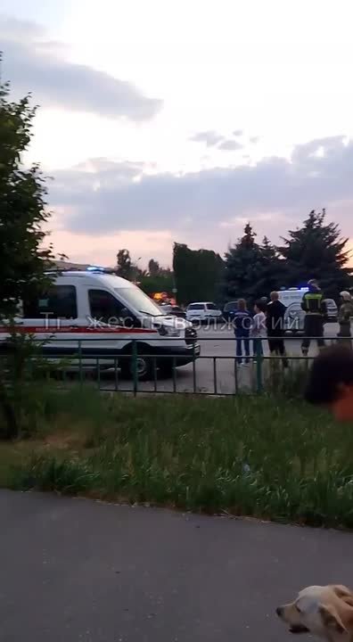 👮♂️ У вокзала оцепление, всех разворачивают — что произошло? в Волжском, 04.06.2025 в 20:30