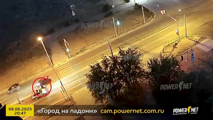 На чем это они такие дерзкие? Толпой на красный. в Волжском, 09.06.2025 в 10:00