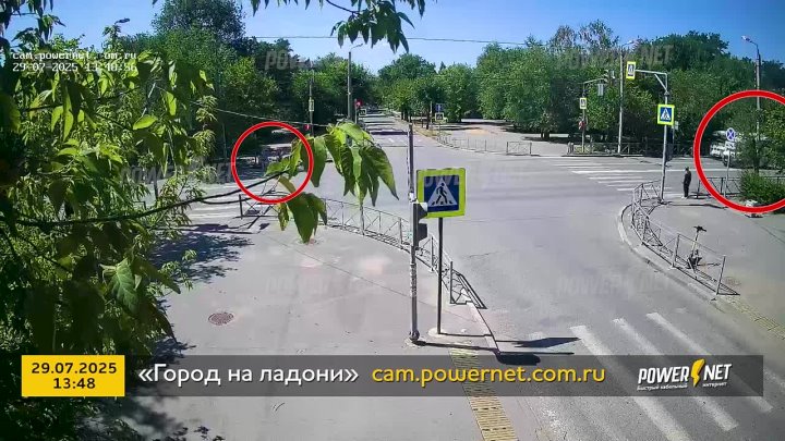 Опасная ситуация г. Волжский, ул. 19 Партсъезда - ул. Коммунистическая 13-48 в Волжском, 29.07.2025 в 23:00