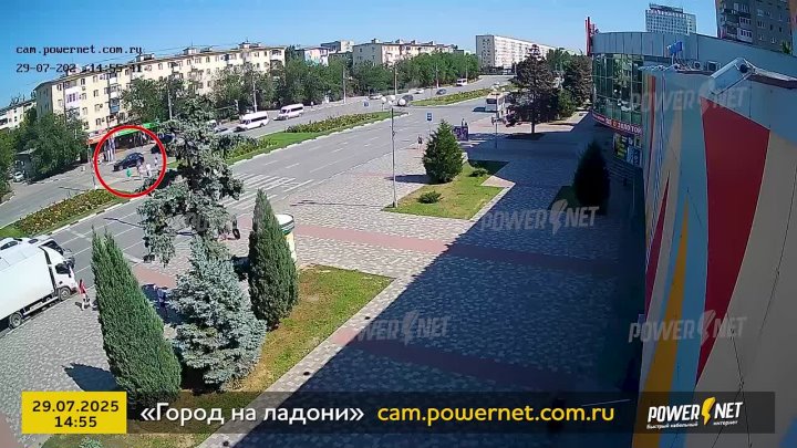 ДТП (авария г. Волжский) пр. Ленина, д. 84А, «Фасад ЦУМа» 29-07-2025 14-55 в Волжском, 30.07.2025 в 19:00