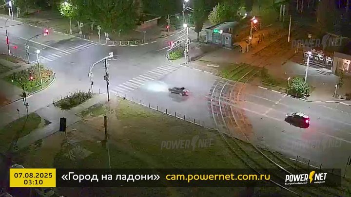 Выезд на встречку г. Волжский, пр. Ленина - ул. Академика Королёва 07-08-2025 03-10 в Волжском, 07.08.2025 в 15:30
