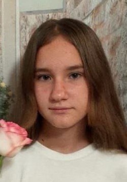 В Волжском объявлены поиски 12-летней девочки в черной футболке в Волжском, 14.08.2025 в 14:00