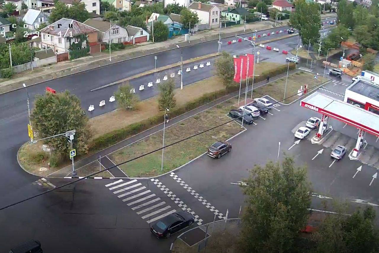 🚧 Карбышева перекрыта! Пробки гарантированы! Сроки не известны!  в Волжском, 12.09.2025 в 12:30