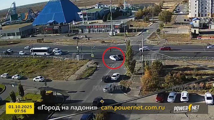 ДТП (авария г. Волжский) пр. Ленина - ул. 40 лет Победы 01-010-2025 07-56 в Волжском, 02.10.2025 в 16:00