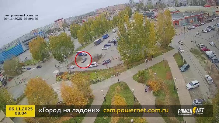 ДТП (авария г. Волжский) ул. Мира д. 69А, «сквер Дом Быта» 06-11-2025 08-04 в Волжском, 06.11.2025 в 20:00