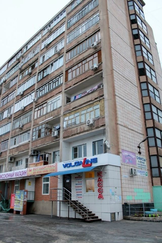 Ул. Кирова, дом 21 , третий месяц нет рабочего, который пробивает мусоропровод, он забит уже три месяца. Нет уборщиц дом... в Волжском, 02.12.2025 в 21:00