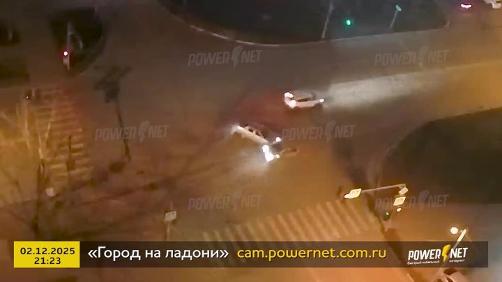 ДТП (авария г. Волжский) ул. Мира - ул. 87 Гвардейской Дивизии 02-12-2025 21-23 в Волжском, 03.12.2025 в 14:00