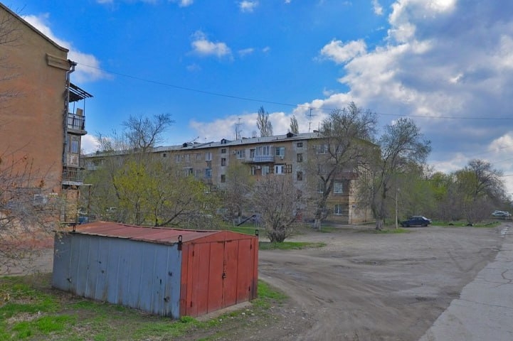 В Тракторозаводском районе Волгограда экстренные службы продолжают обследовать место падения БПЛА на ул. Лодыгина. По за... в Волжском, 08.12.2025 в 12:00