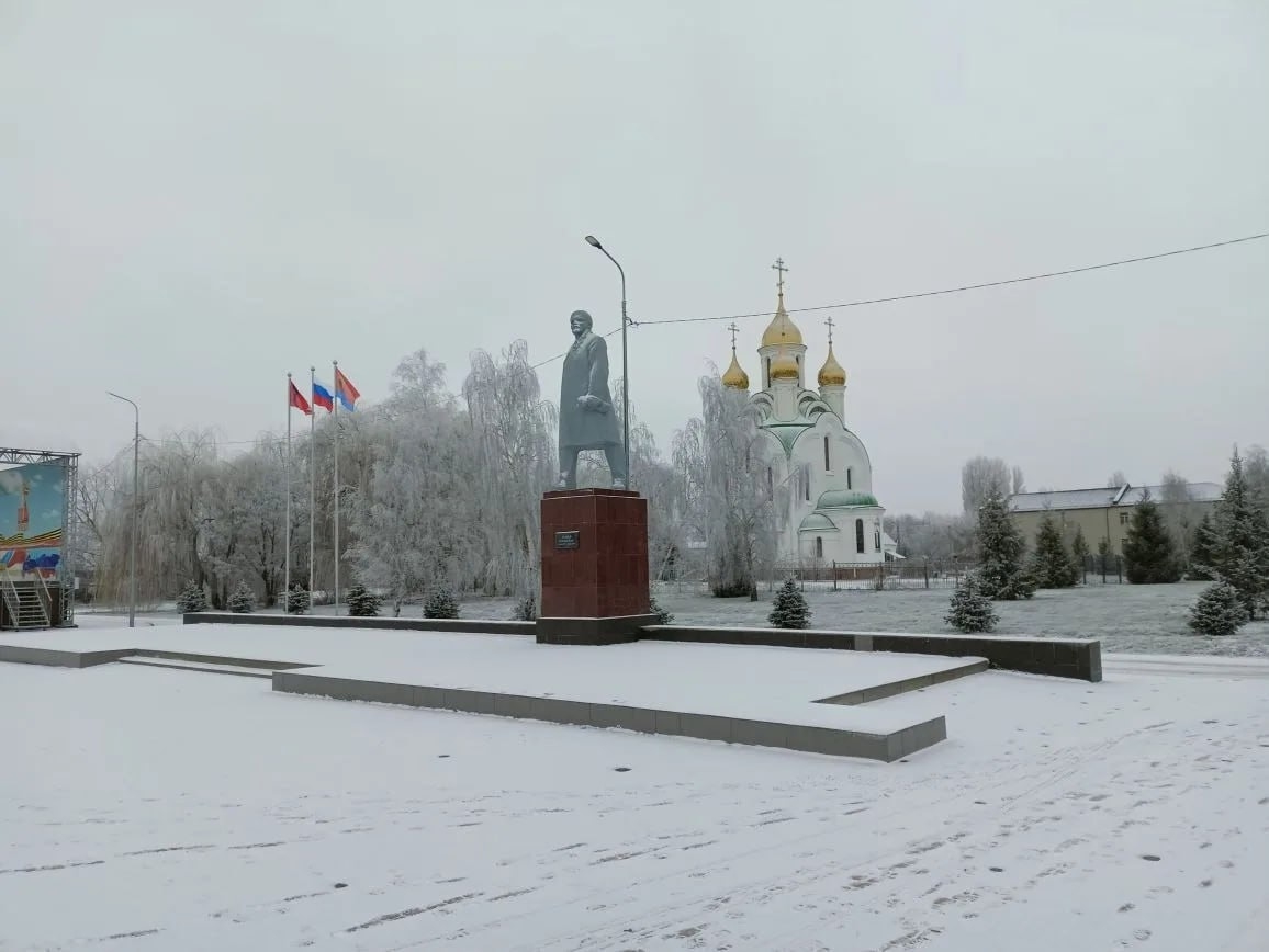 Север Волгоградской области засыпало снегом в Волжском, 09.12.2025 в 12:00