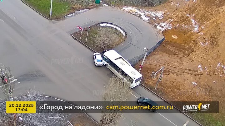 ДТП (авария г. Волжский) пр. Дружбы - ул. 87 Гвардейская 20-12-2025 13-04 в Волжском, 21.12.2025 в 19:00