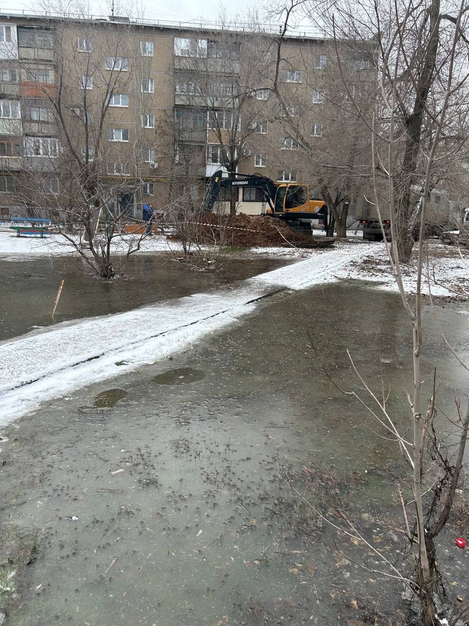 Добрый день. Хотелось бы сказать ОГРОМНОЕ СПАСИБО, сотрудникам «Водоканала» за оперативную работу по восстановлению ХВС ... в Волжском, 28.12.2025 в 14:30