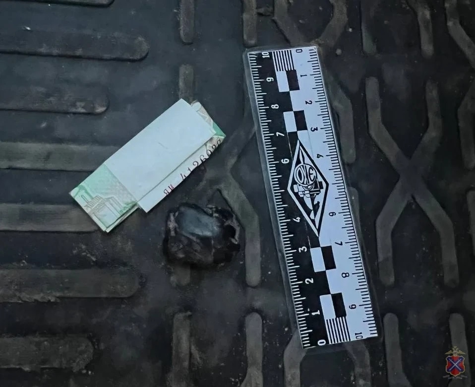 Полицейские задержали троих волжан с партией наркотических средств в Волжском, 26.03.2026 в 11:30