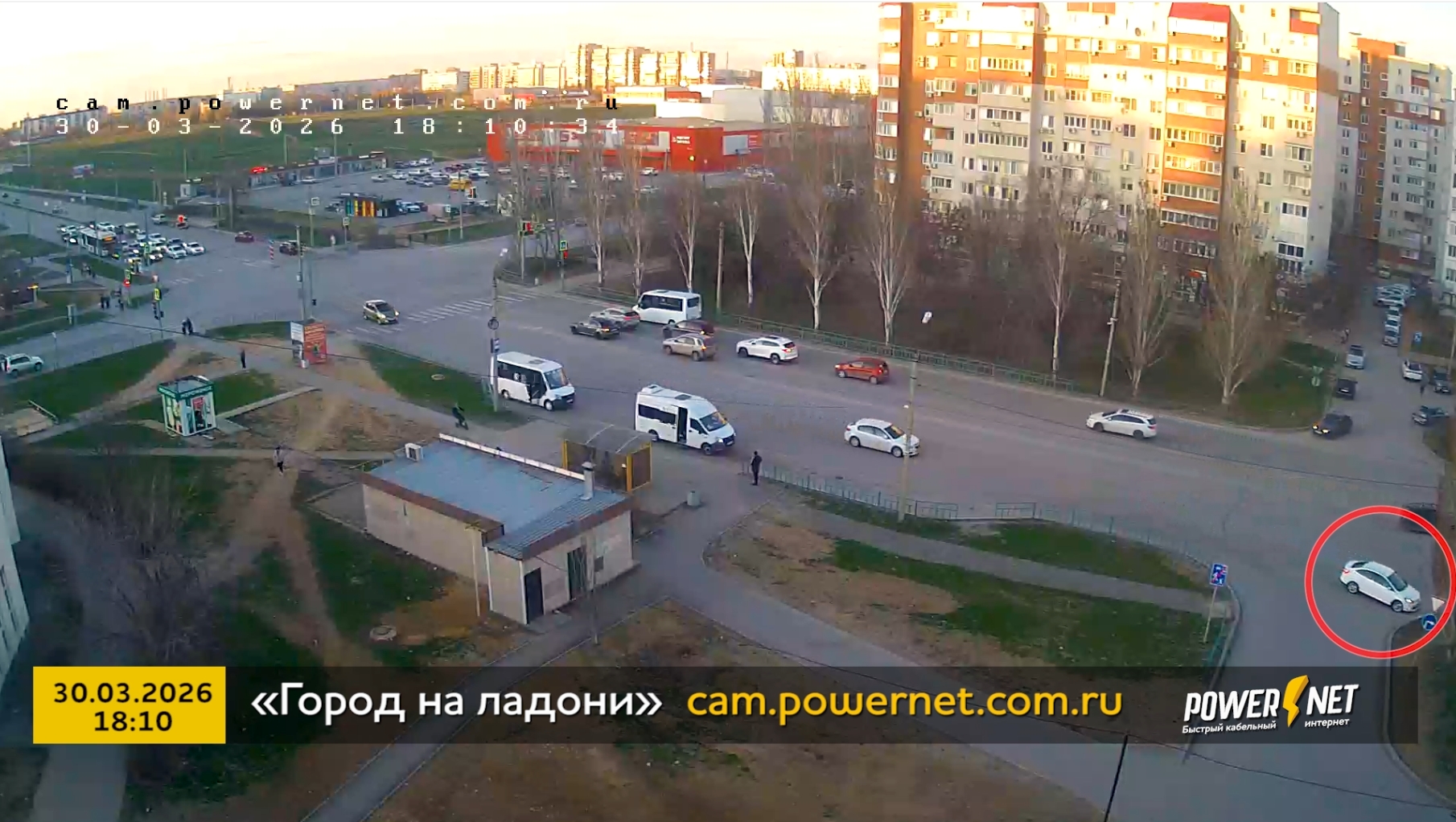 Врезался в бордюр г. Волжский, ул. Карбышева - ул. Оломоуцкая 30-10-2026 18-10 в Волжском, 31.03.2026 в 09:00