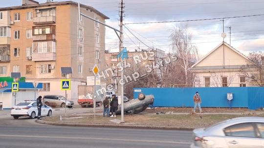 ПЕРЕВЁРТЫШ - ДТП НА РАБОЧЕМ в Волжском, 06.01.2025 в 22:25