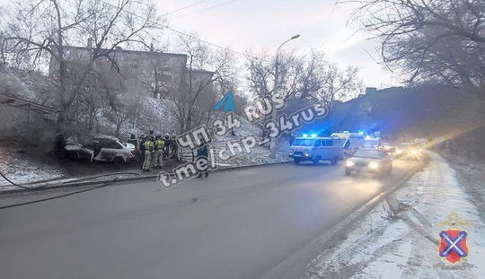 В Волгограде женщина на «Гранте» с двумя детьми разбилась насмерть в Волжском, 15.01.2025 в 16:25