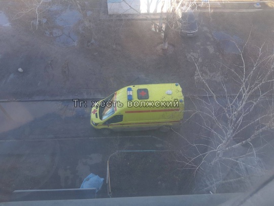 На улице 87 Гвардейской обнаружен труп в Волжском, 07.03.2025 в 10:30